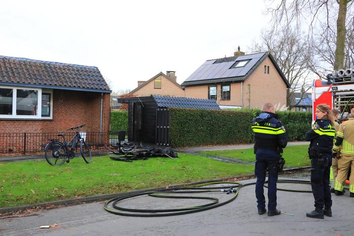 Brand ontstaan door vuurwerkresten in kliko