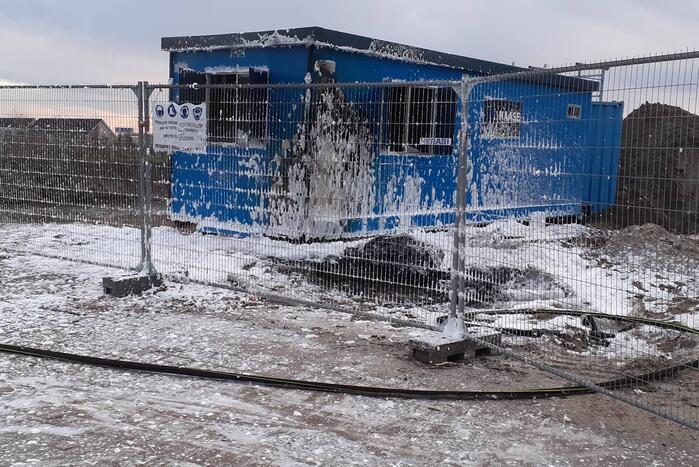 Brand ontstaan in bouwkeet