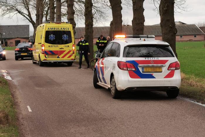 Fietsster komt ten val door windvlaag