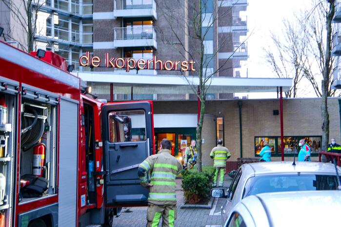 Brand in liftmachinekamer op elfde etage de Koperhorst