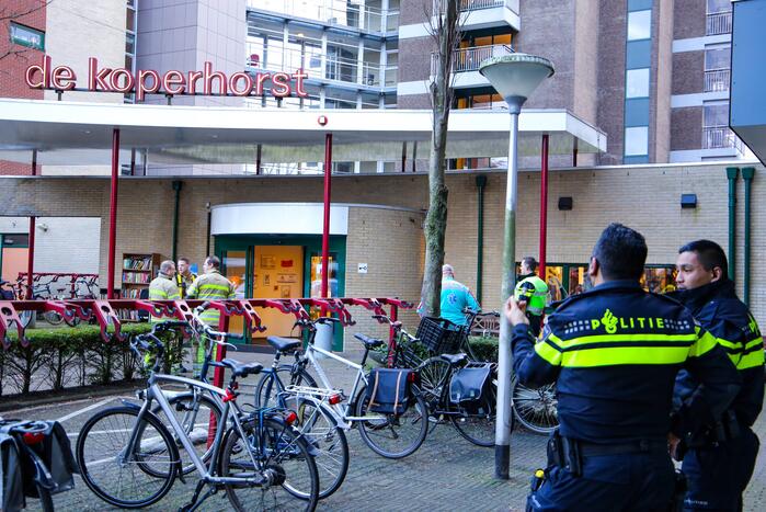Brand in liftmachinekamer op elfde etage de Koperhorst