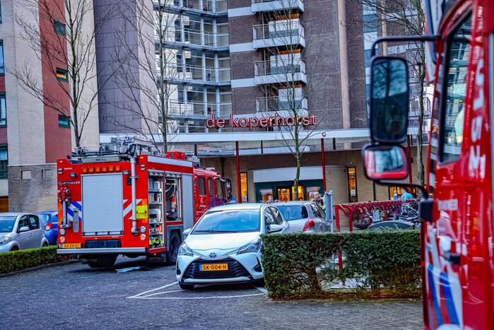 Brand in liftmachinekamer op elfde etage de Koperhorst