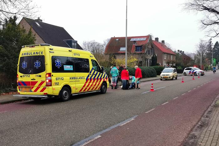 Vrouw op e-bike valt en raakt gewond