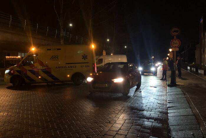 Scooterrijder gaat onderuit en raakt gewond