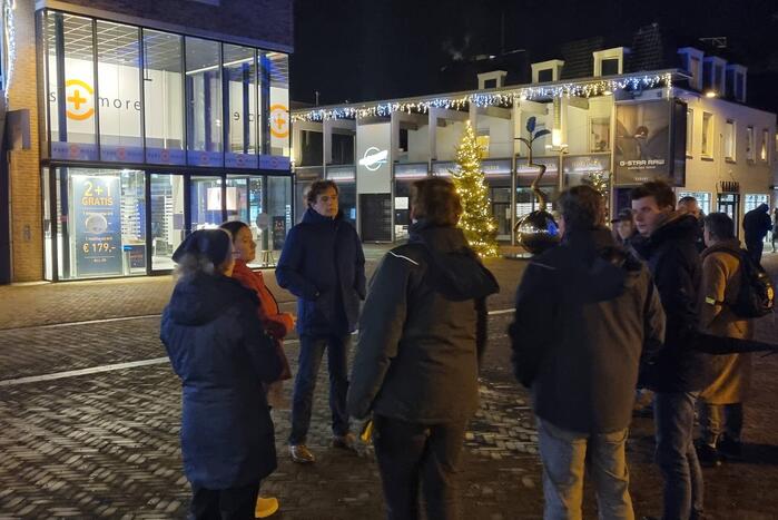 Groep mensen aanwezig bij demonstratie