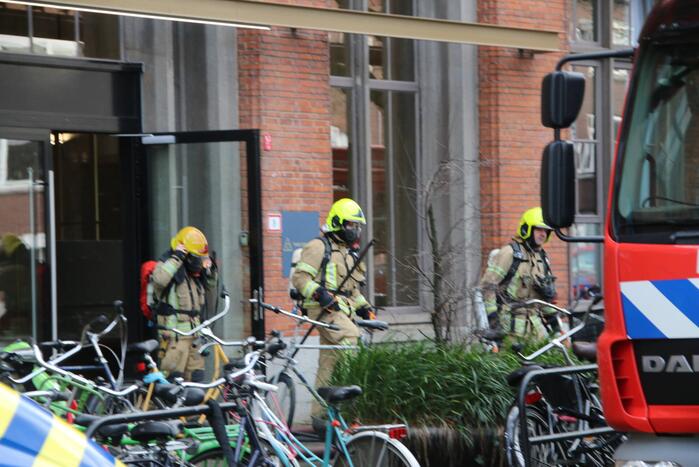 Appartementencomplex vol rook door hevige brand