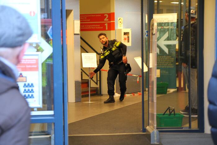 Bibliotheek ontruimd door brand