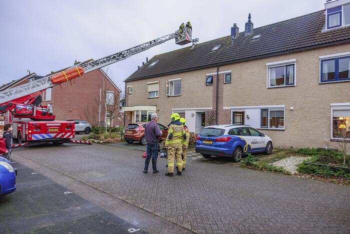 Schoorsteenbrand trekt veel bekijks van omwonenden
