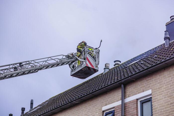 Schoorsteenbrand trekt veel bekijks van omwonenden