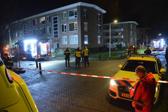 Grote brand in kelder van flatgebouw