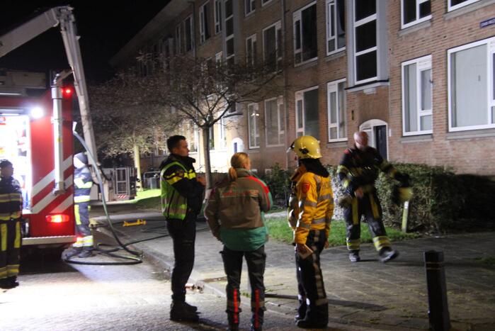 Grote brand in kelder van flatgebouw