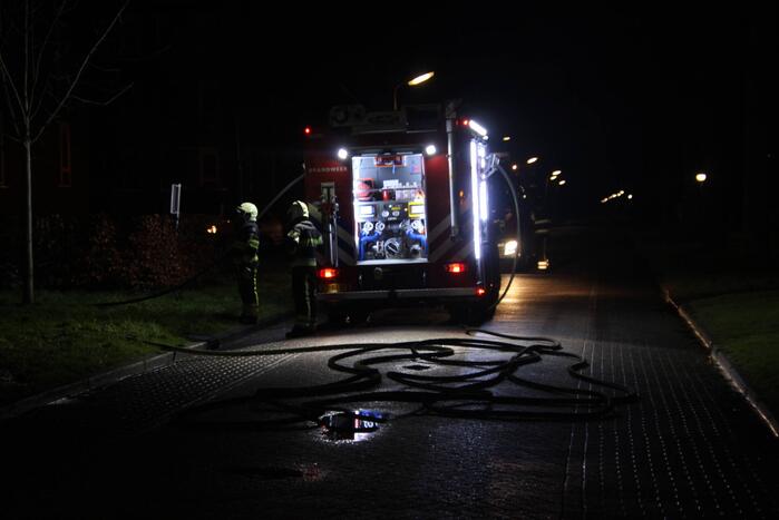 Grote brand in kelder van flatgebouw