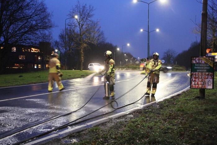 Kilometers lang oliespoor zorgt voor gevaarlijke situatie