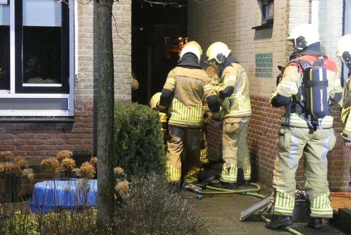 Lastige brand in spouwmuur