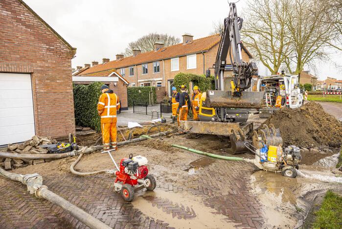 Ruim honderd huishoudens zonder water