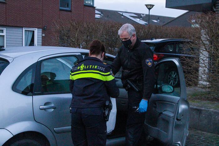 Politie onderzoekt inbraak in woning