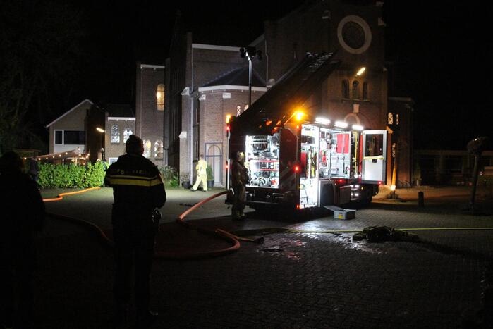 Brandweer ingezet voor brand in kerk