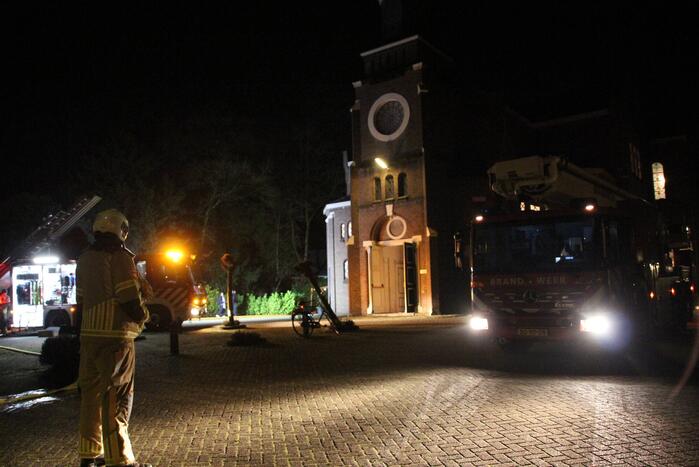 Brandweer ingezet voor brand in kerk