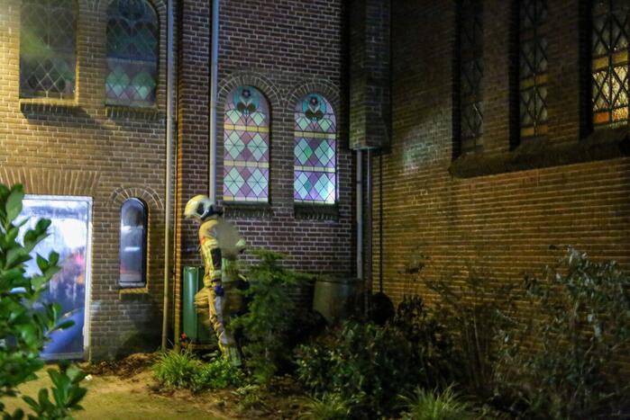 Brandweer ingezet voor brand in kerk
