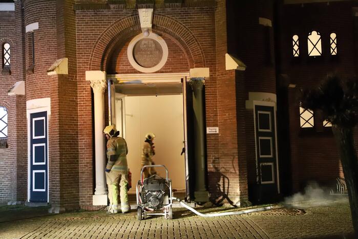 Brandweer ingezet voor brand in kerk