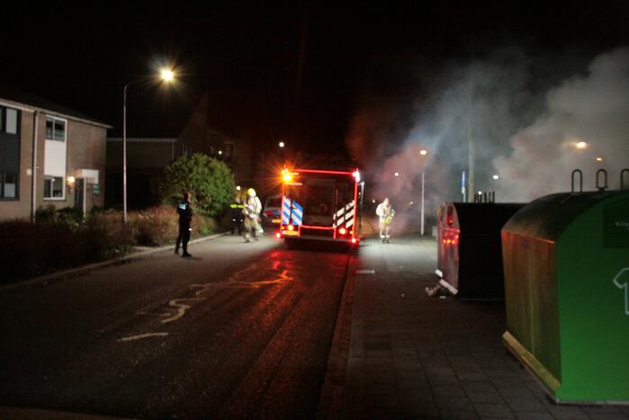 Veel rook bij brand in container