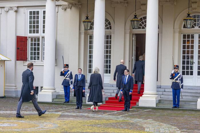Beëdigd nieuw kabinet Rutte IV