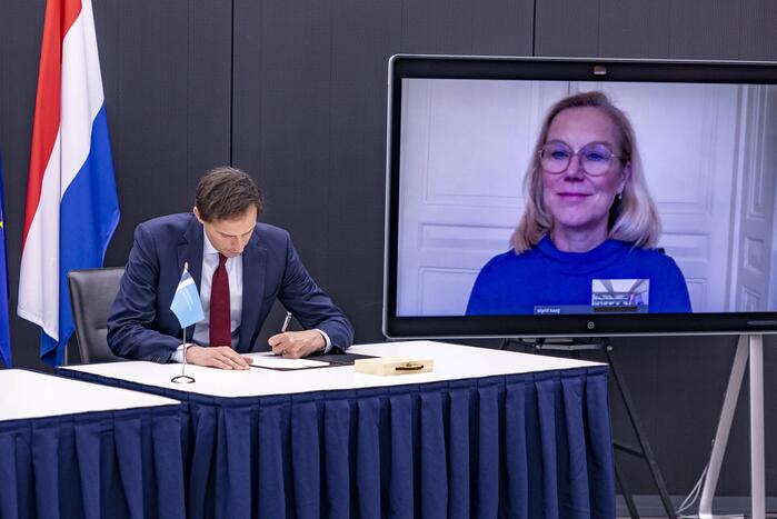 Ceremoniële overdracht ministerie van Financiën