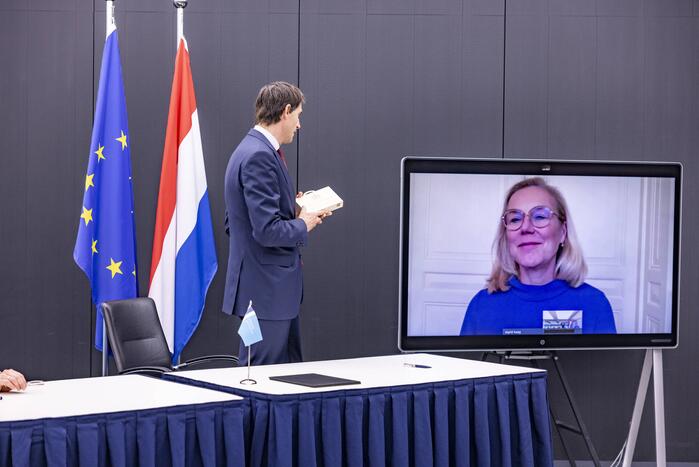 Ceremoniële overdracht ministerie van Financiën