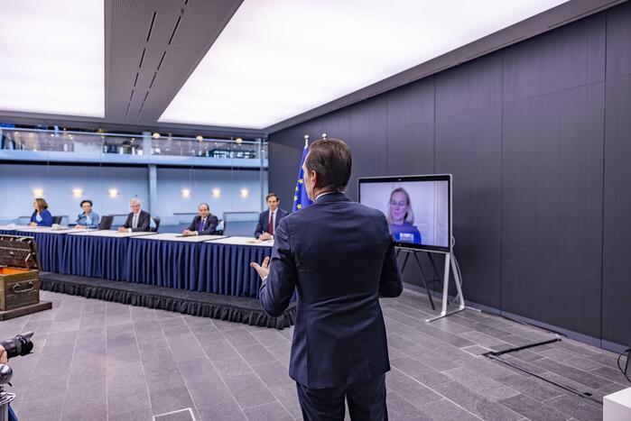 Ceremoniële overdracht ministerie van Financiën