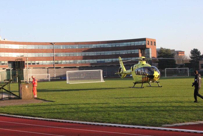 Traumahelikopter trekt veel bekijks