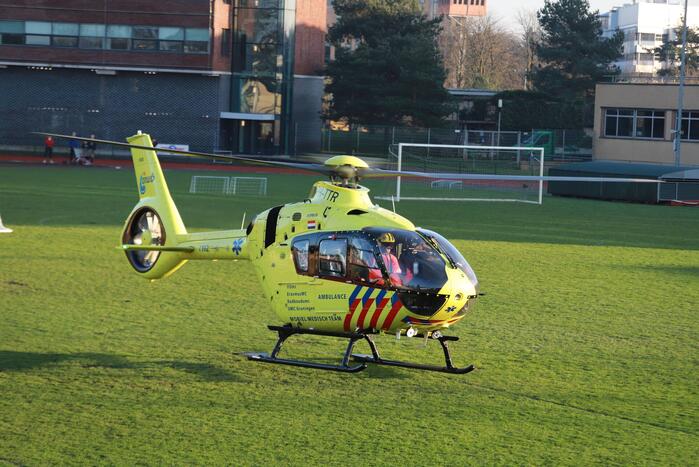 Traumahelikopter trekt veel bekijks