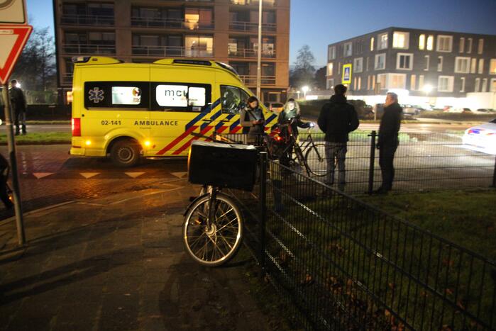 Twee maaltijd bezorgers met elkaar in botsing
