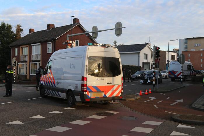 Bestuurder scootmobiel aangereden door personenauto