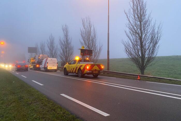 Twee bestelbussen betrokken bij kop-staart botsing