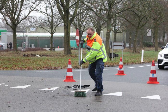 Range Rover flink beschadigd bij aanrijding
