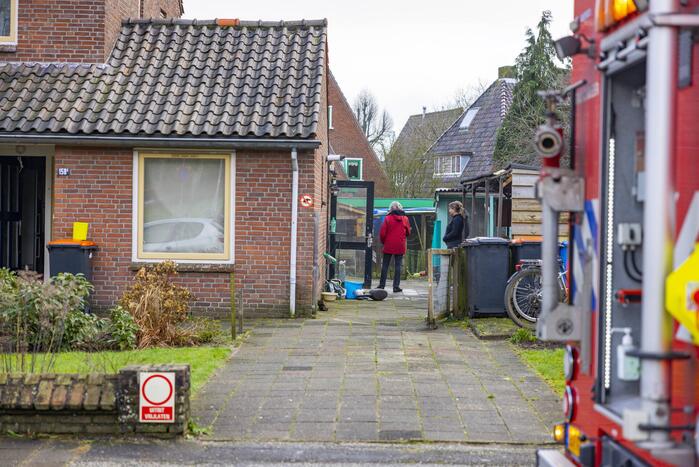 Rommel in woning vliegt in brand