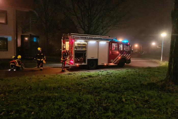 Flinke rookontwikkeling door brand in personauto