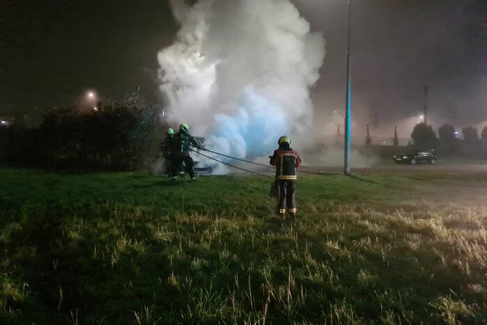 Flinke rookontwikkeling door brand in personauto