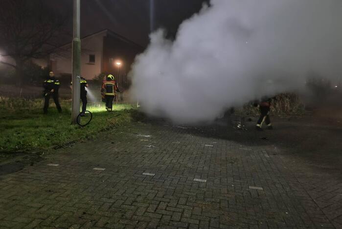 Flinke rookontwikkeling door brand in personauto