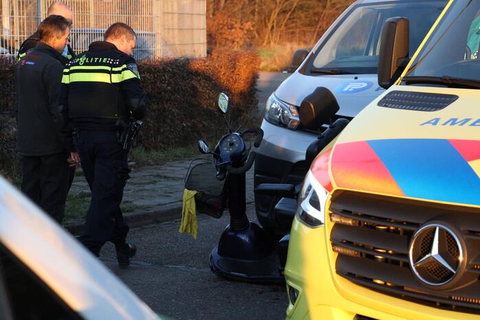 Persoon op scootmobiel gewond na ongeval