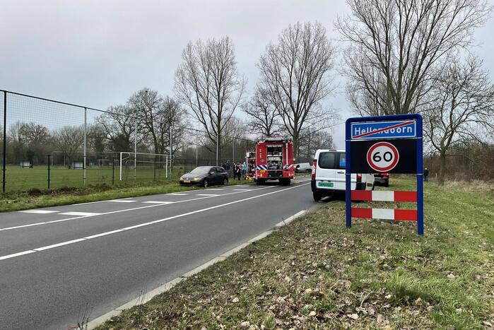 Frontale aanrijding tussen auto en bestelbus