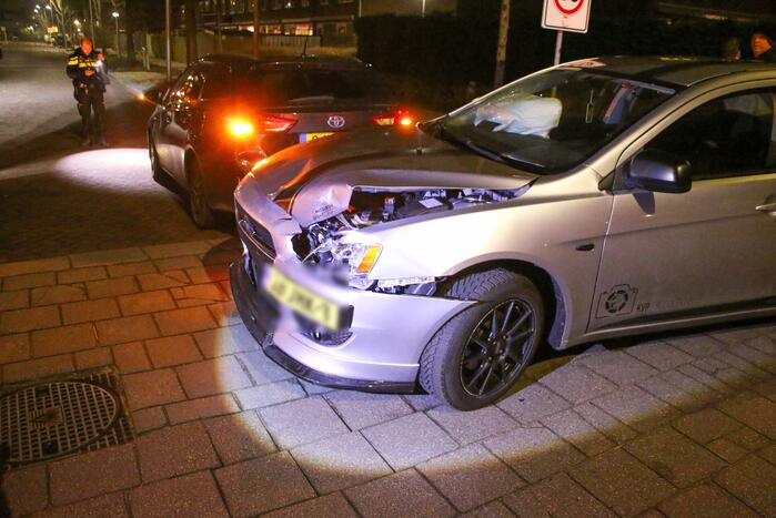 Schade bij ongeval tussen twee auto's