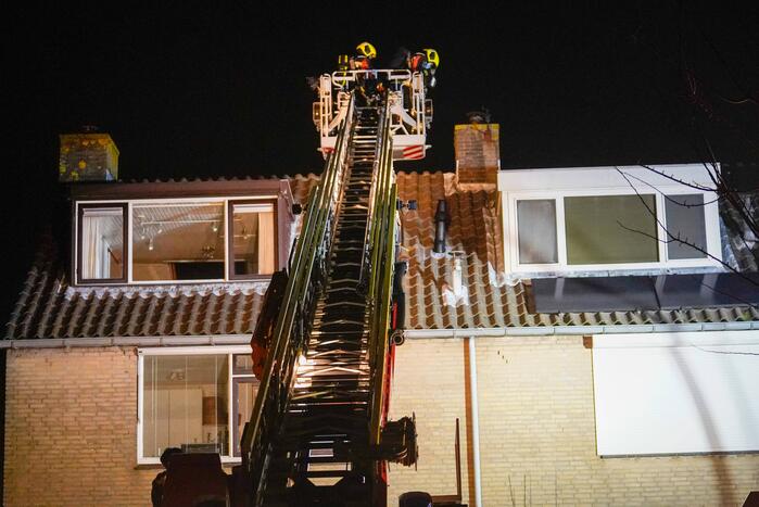 Schoorsteen geveegd na brand