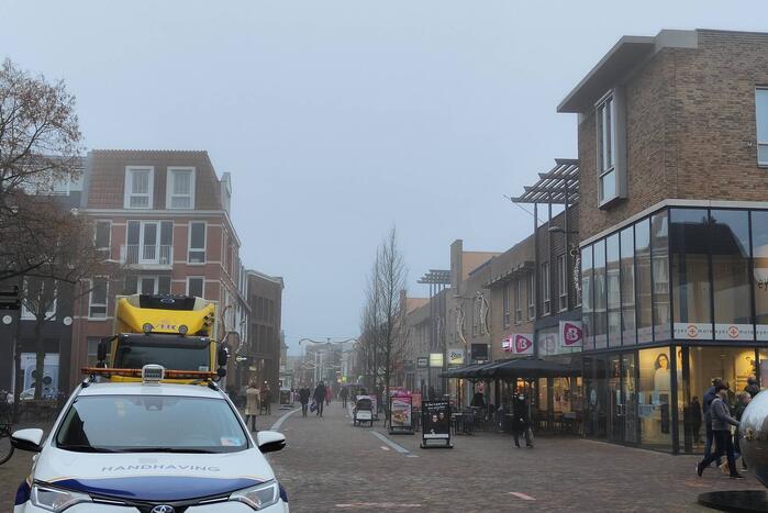 Winkels heropend onder toeziend oog van handhavers na lockdown