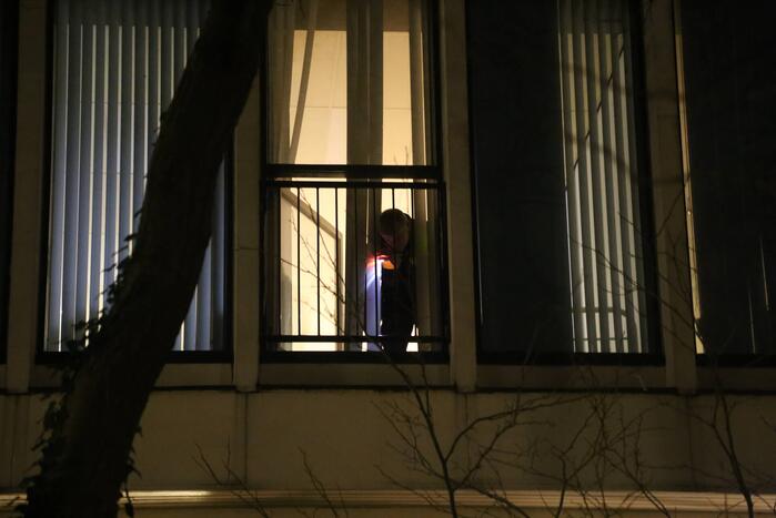 Man raakt gewond aan gezicht door steekpartij