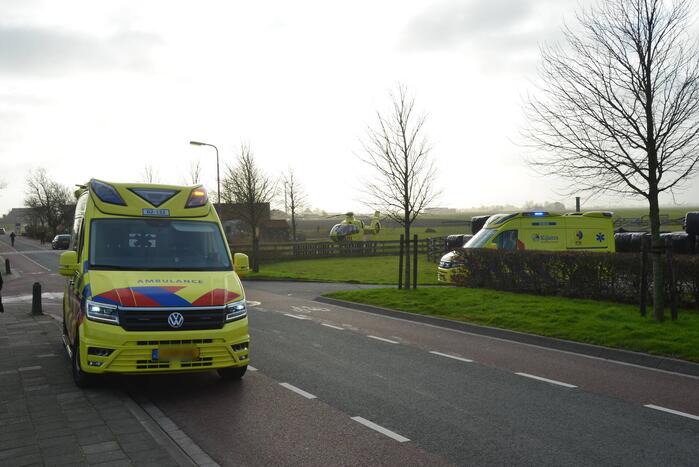 Persoon zwaargewond bij verkeersongeval