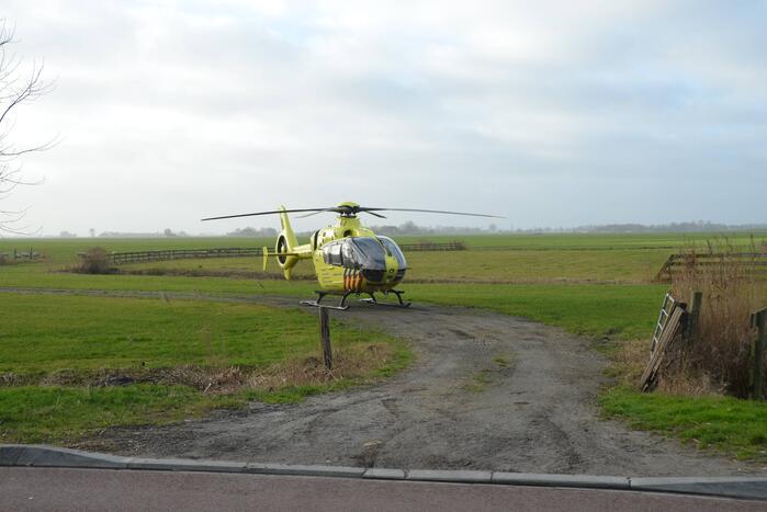 Persoon zwaargewond bij verkeersongeval