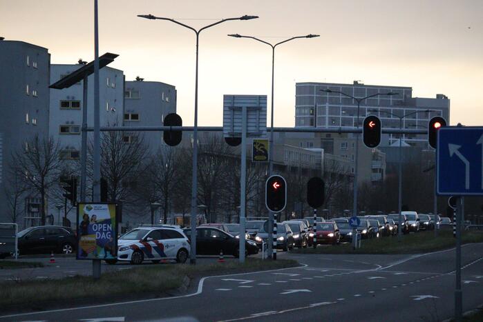Veel schade na botsing tussen twee voertuigen