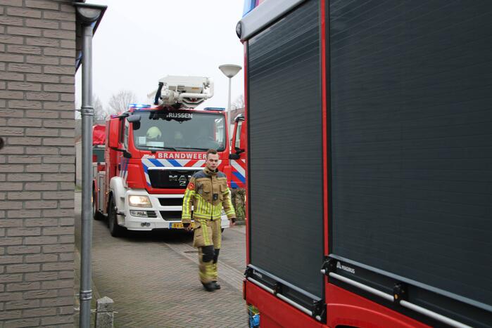 Brandweer controleert schoorsteen na brand