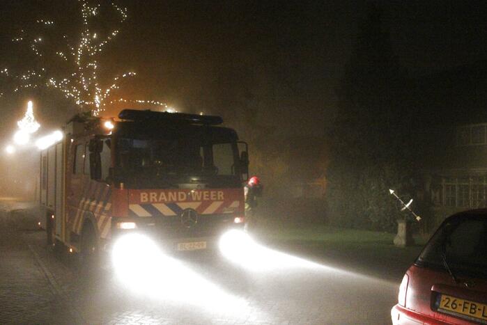 Brandweer doet onderzoek naar vreemde lucht